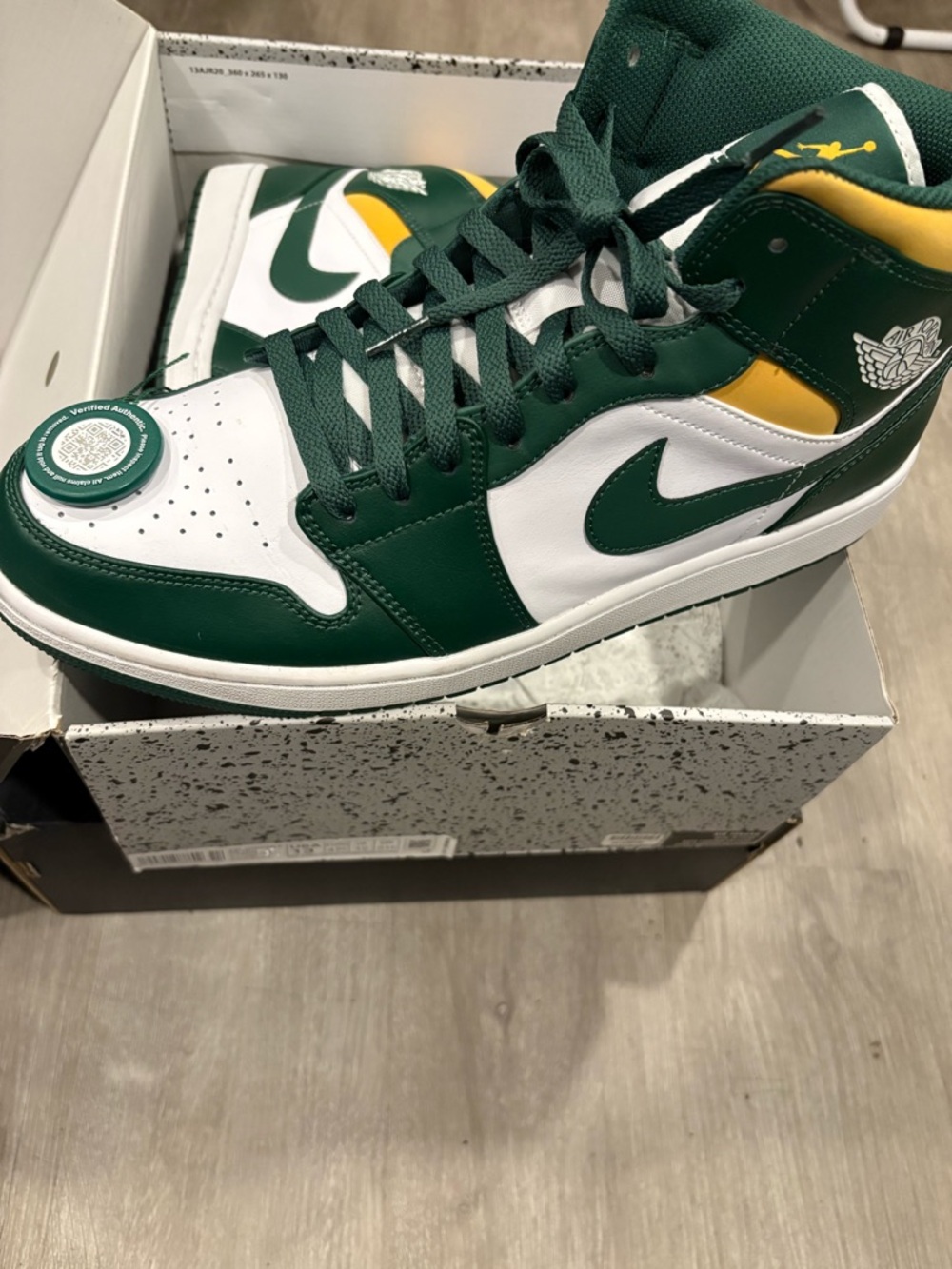 Nike Air Jordan 1 High White Green Yellow Accents